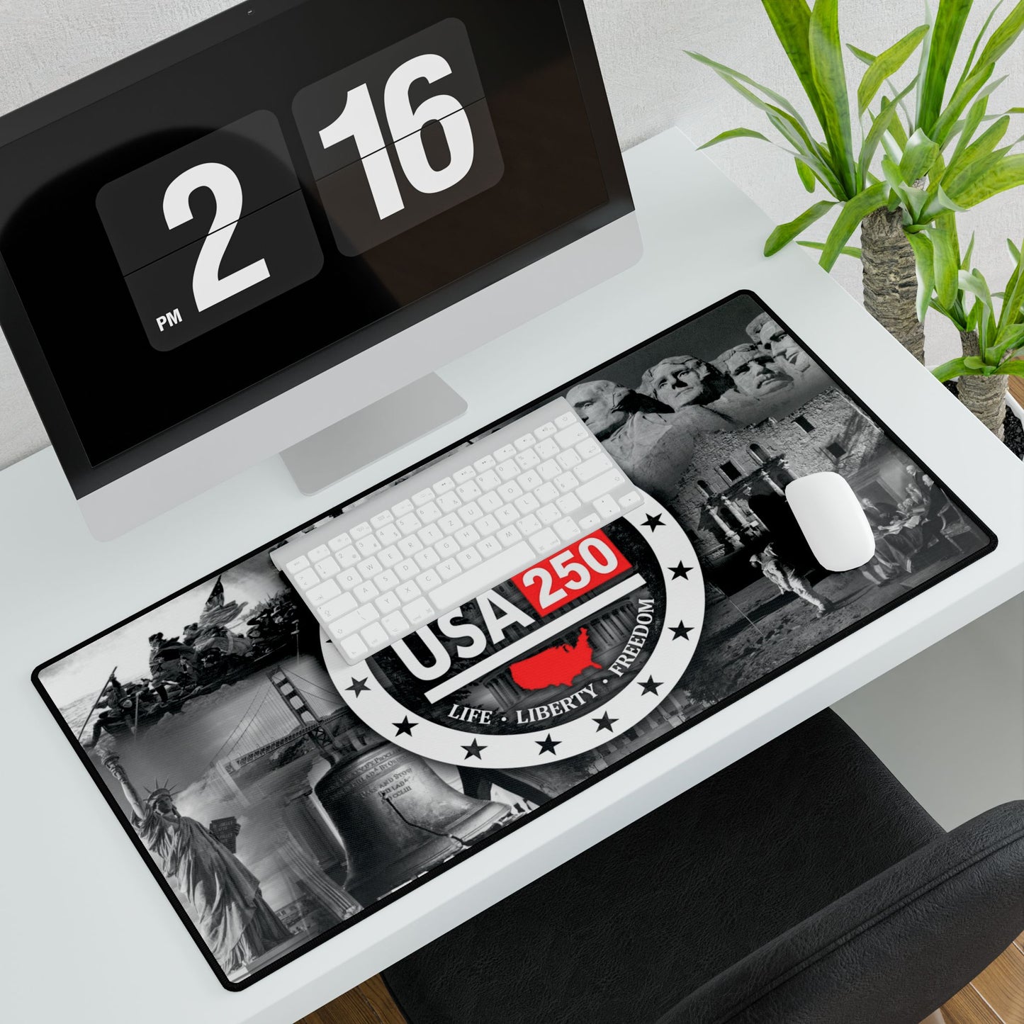 USA 250th Desk Pad
